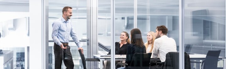 Titelbild der Firma Carl Zeiss GmbH